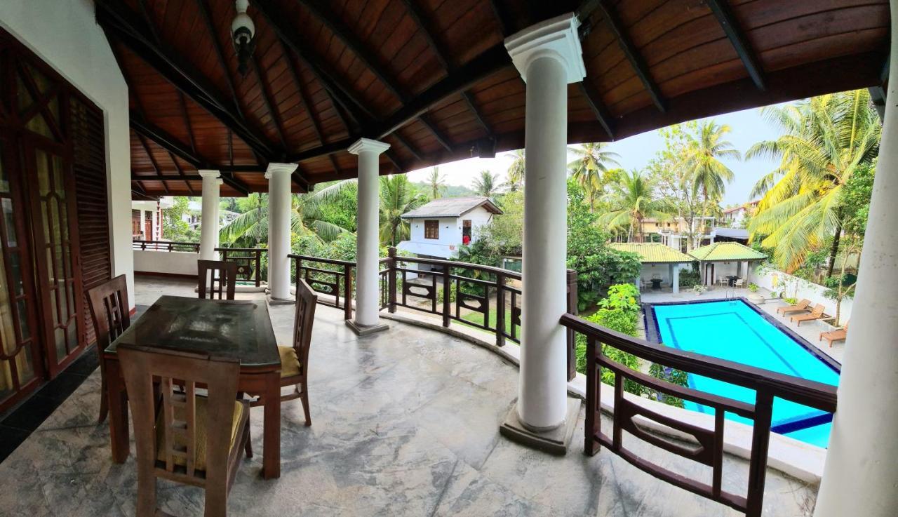Golden Relax Villa With Pool, Restaurant & European Service Eramudugaha Dış mekan fotoğraf